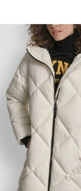Donna Karan white Diamond Quilted Puffer  Coat.